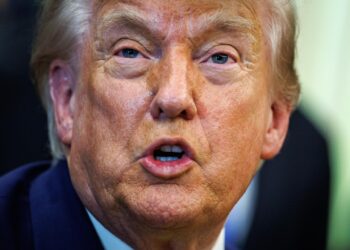Donald Trump asegura que Estados Unidos atacará hoy nuevamente «con dureza» a Irán