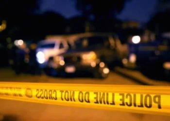 Tiroteo en Chicago deja dos muertos y cinco heridos; una mujer permanece en estado crítico