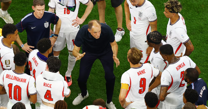 El abucheo de los fanáticos contra las pausas de hidratación durante el partido entre Inglaterra y Croacia