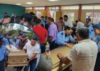 ¡Danlí llora a sus héroes! Familiares y compañeros despiden a seis de los siete policías fallecidos en la CA-5