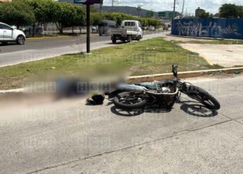 ¡Otra desgracia en moto! Joven pierde la vida tras accidente en el bulevar Kuwait