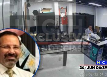 ¡Sin sospechar su destino! Don Félix fue captado concentrado en su trabajo, minutos antes de la tragedia (VIDEO EXCLUSIVO)
