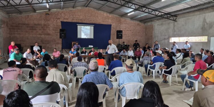 ¡Tras mediación de HCH! Comunidades de La Tigra y la SIT alcanzan acuerdo sobre pavimentación