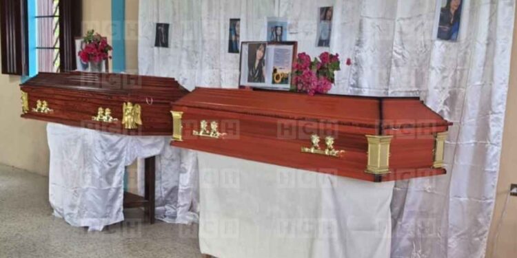 ¡Villa Nueva llora a sus muertos! En una iglesia velan a Marisol y Evelin, dos de las víctimas del accidente