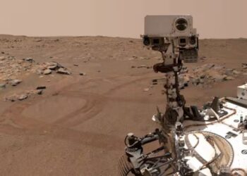 ¿Ciudades perdidas en Marte? Robot de la NASA descubre misteriosas estructuras que desconciertan a científicos