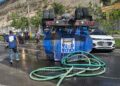 ¡Por poco es desgracia! Pipa de agua aplasta vehículos en el Anillo Periférico, sector Loarque: hay heridos