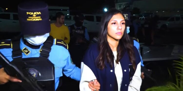 “Con las manos en la masa” caen presuntos distribuidores de droga en bulevar Kuwait | Móvil Emergencia TGU
