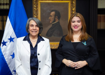 Cossette López es juramentada como la nueva embajadora de Honduras ante la OEA