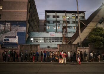 Colegio Médico en Honduras exige rendición de cuentas por el fideicomiso para reducir la mora quirúrgica