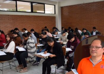 Jóvenes admisiones UPNFM