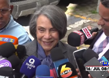 “Las ambulancias chinas nunca llegaron a puerto”, confirma canciller