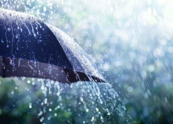 ¡No guarde el paraguas! Onda tropical dejará lluvias, tormentas y fuertes ráfagas de viento en gran parte de Honduras