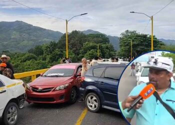 “Podemos dialogar, pero las protestas terminarán hasta que se derogue el trancazo municipal”, advierten taxistas
