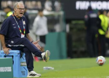 El Mundial 2026 no tiene piedad con los entrenadores: Bielsa, Koeman y Beccacece, los últimos en decir adiós