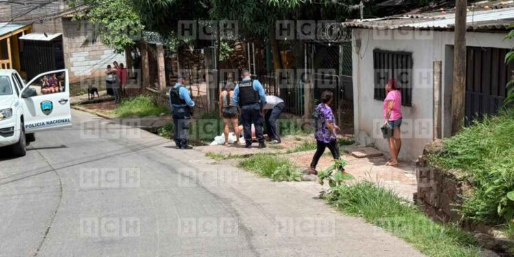 ¡Sigue corriendo la sangre! Criminales ultiman a una persona en la capitalina colonia 28 de marzo
