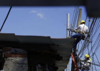 CREE exige frenar cobros a asociados a la RECO en Islas de la Bahía