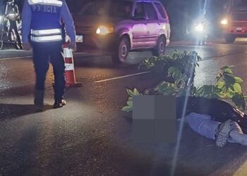 Dos personas murieron embestidas por una rastra en el sector Dos Caminos, Villanueva
