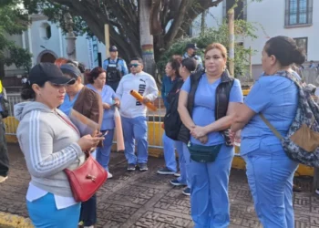 ¡Se cansaron de esperar respuestas! Enfermeras amenazan con regresar a las calles ante incumplimientos de la SESAL