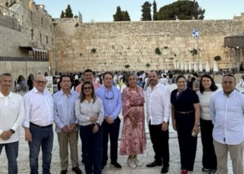 Israel ofrece apoyo a Honduras en áreas de agricultura, agua, salud y educación