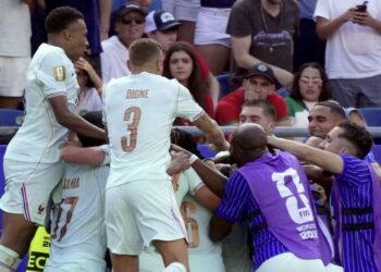 Con goles de Mbappé y Dembélé, Francia derrotó 2-0 a Marruecos y es el primer clasificado a semis del Mundial 2026