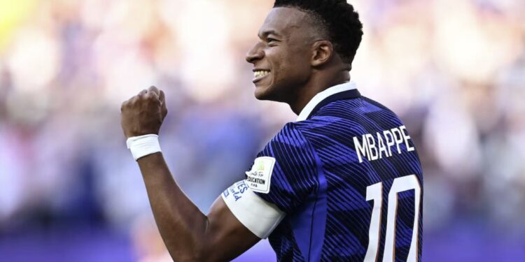 Con gol de Mbappé, Francia eliminó a Paraguay y se enfrentará a Marruecos en los cuartos del Mundial