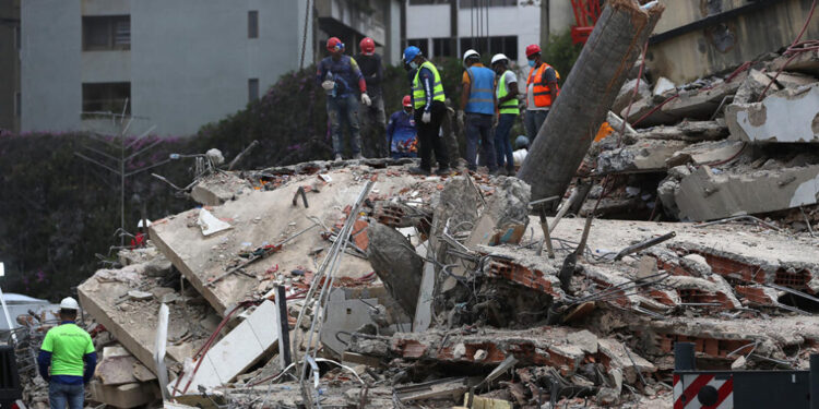 Sube a 2,645 la cifra de fallecidos por el doble terremoto en Venezuela